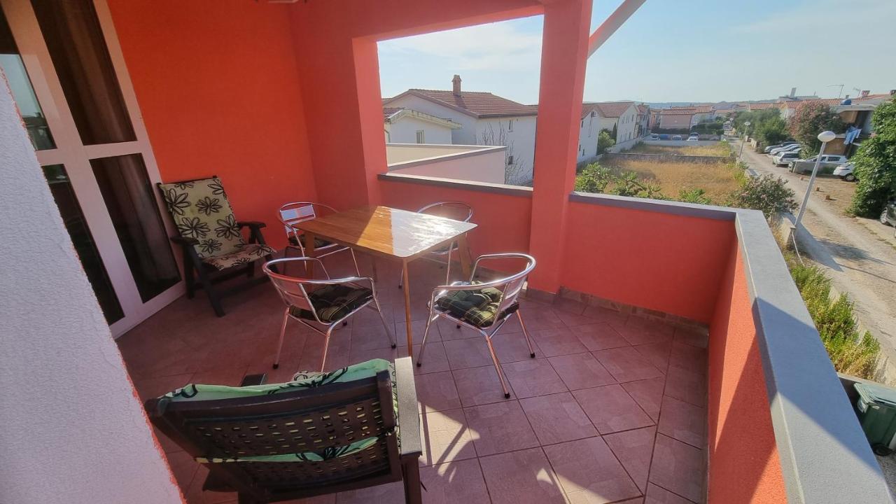 Apartamento Haus Zarko Vir